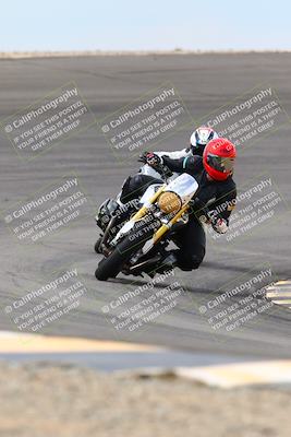 media/Mar-13-2022-SoCal Trackdays (Sun) [[112cf61d7e]]/Bowl Exit (1110am)/